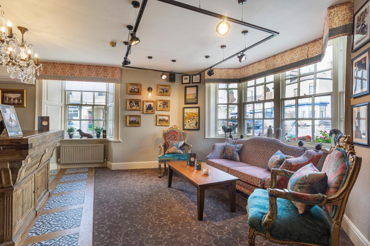 The Crown Hotel, Boroughbridge, North Yorkshire Экстерьер фото