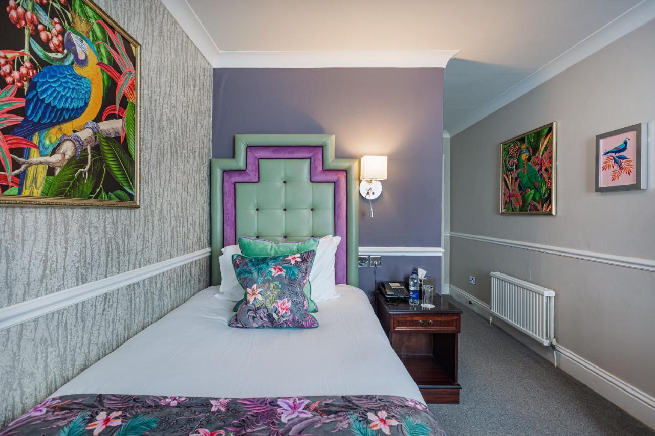 The Crown Hotel, Boroughbridge, North Yorkshire Экстерьер фото